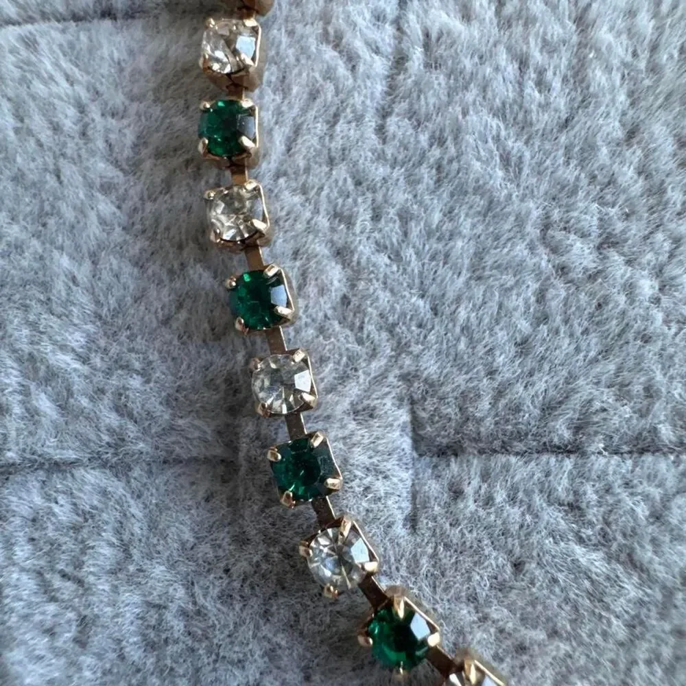 Source Unknown green clear